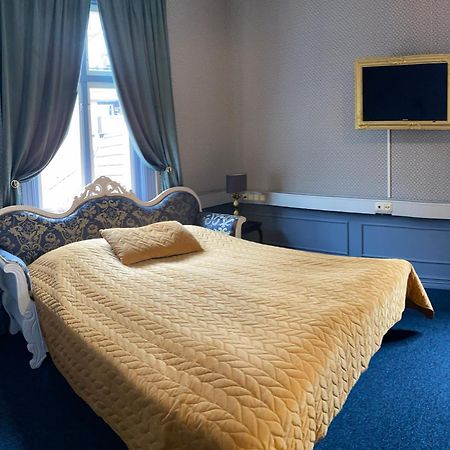 Jaernvaegshotellet B&B Skara Eksteriør bilde